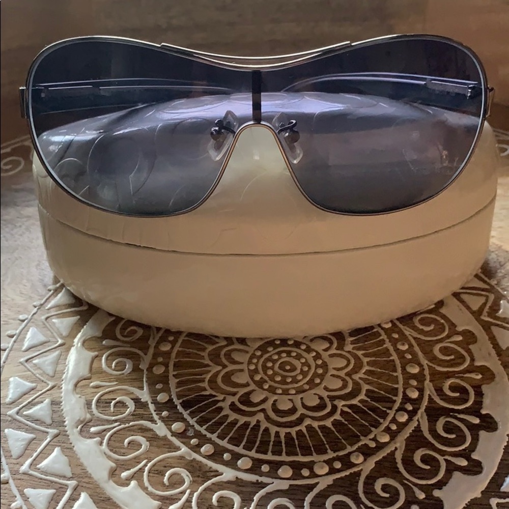 Coach Aviator sunglasses authentic